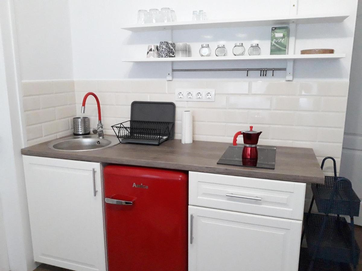 Kucko Apartman Badacsonytördemic Exteriör bild
